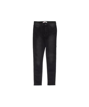 
De perfecte toevoeging aan de kledingkast van jouw dochter: de zwarte Levis Girls Super Skinny Jeans. Deze skinny fit jeans heeft een hoge taille en is gemaakt van 97% katoen en 3% elastaan voor ultiem draagcomfort en een flatterende pasvorm. De stretchstof zorgt ervoor dat jouw meisje zich vrij kan bewegen terwijl ze er stylish uitziet, zowel op school als tijdens het spelen met vriendinnen. en#10;en#10;Deze trendy jeans van Levis Girls is niet alleen comfortabel, maar ook een tijdloze toevoeging aan iedere outfit. Met een zwarte kleur die gemakkelijk te combineren is en een high-waist model dat de taille accentueert, is deze jeans een echte must-have. Of ze nu wordt gedragen met een stoer T-shirt en sneakers of een chique blouse en laarsjes, deze jeans is geschikt voor elke gelegenheid. en#10;en#10;Ontdek nu zelf de perfecte mix van comfort, stijl en kwaliteit met de Levis Girls Super Skinny Jeans. Bestel hem snel en laat je dochter stralen in deze tijdloze en veelzijdige spijkerbroek, exclusief verkrijgbaar bij NummerZestien.