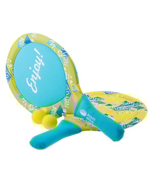 
Materiaal: Polyester, Polypropyleen, PVC, Rubber. Inhoud: 2 ballen, 2 rackets. Ontwerp: Contrast, Kubus(sen), Uitroepteken, Logo, Gedrukt, Tekst. Zand- en vochtbestendig, zacht aanvoelend. Verpakking: Eurohaak, kopkaart, netzak.