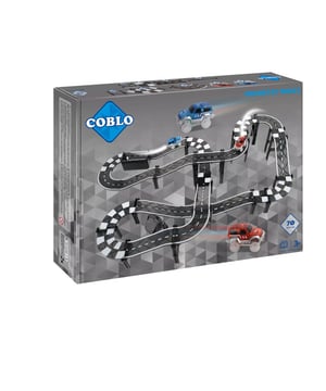 
<h2>Coblo Magnetische Autobaan - 70delig Set</h2>
<p><strong>Inhoud van de set:</strong></p>
<ul>
<li>12 bochten</li>
<li>8 verhogende banen</li>
<li>14 korte banen</li>
<li>6 lange banen</li>
<li>28 steunpilaren</li>
<li>2 auto’s</li>
<li>Inspiratieboekje</li>
</ul>
<p>Het Nederlandse merk Coblo heeft een prachtige collectie  "open-einde speelgoed".</p>
<p>Kinderen creëren al vanaf jonge leeftijd zelfstandig de grootse creaties met dit magnetisch speelgoed. Het stimuleert hun zelfvertrouwen en zo ontwikkelen ze zich spelenderwijs. De verwondering, de lach of de inspanning is van hun gezicht af te lezen.</p>
<p>Er wordt tegenwoordig veel van kinderen verwacht; kinderen ‘moeten’ zo veel.</p>
<p>Daardoor is de behoefte van ouders naar ‘vrijspelende kinderen’ dat betekent; kinderen die onbevangen en uitbundig plezier maken zonder vooraf opgelegde spelpatronen (open-einde) en met ruimte voor eigen fantasie en creativiteit.<br />Er is ruimte voor expressie, creativiteit en eigen inbreng van kinderen belangrijk vinden, waardoor de kinderen veel lol hebben en zich optimaal kunnen ontwikkelen. Een kind dat ontdekt, ontwikkeld en heerlijk onbevangen kan spelen is toch wat iedere ouder of verzorger voor zijn of haar kind wenst?</p>