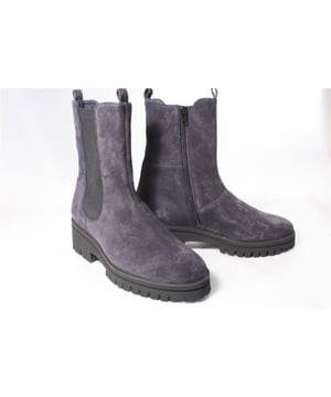 Nu beschikbaar in onze Hassia outlet; deze topper van Hassia! Dit merk en nog vele andere topmerken altijd in de sale in onze Damesschoenen Sale outlet.
Merk: Hassia, Model: Enkellaars, Materiaal: Suede, Breedtemaat: H, Kleur: Blauw, Uitneembaar voetbed: Ja