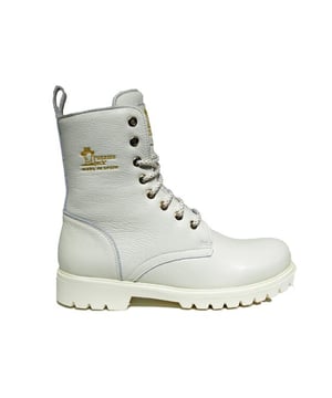 
De Frisia Igloo b1-napa-blanco van Panama Jack is een echte blikvanger. De Frisia Igloo b1-napa-blanco is uitgevoerd in de kleur B1 Napa Blanco. Bekijk ook onze overige collectie van Panama Jack op onze webshop!