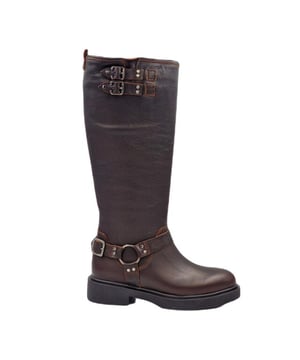 
De CIRCA 52-dark-brown van Babouche is een echte blikvanger. De CIRCA 52-dark-brown is uitgevoerd in de kleur 52 DARK BROWN. Bekijk ook onze overige collectie van Babouche op onze webshop!