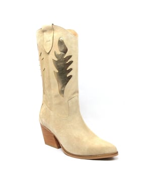 
De Soof-35 soof35-beigegold van Babouche is een echte blikvanger. De Soof-35 soof35-beigegold is uitgevoerd in de kleur beige-gold. Bekijk ook onze overige collectie van Babouche op onze webshop!