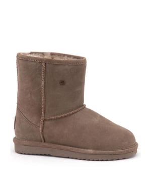 
Comfortabele Warmbat laarzen met een heerlijke warme voering. De laarzen zijn gemaakt van hoogwaardig suede. De laars heeft een EVA binnenzool, wat zorgt voor een lekkere demping.