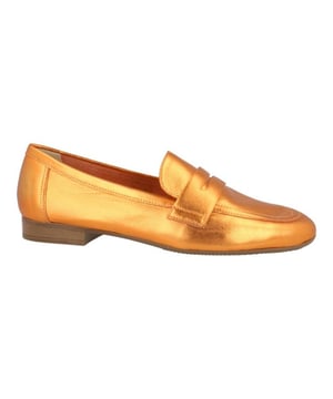 Nu extra voordelig in onze Damesschoenen Sale outlet, dit hippe item uit onze FREEFLEX sale! Laatste maten dus ben er snel bij want op=op!
De Sofia metallic-arrancia van Freeflex is een echte blikvanger. De Sofia metallic-arrancia is uitgevoerd in de kleur Arrancia. Bekijk ook onze overige collectie van Freeflex op onze webshop!