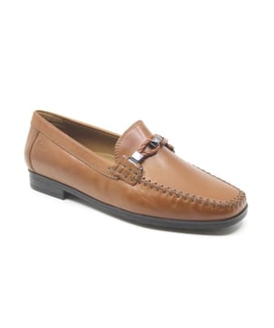 
De Cortizia 717 3165433 van Sioux is een echte blikvanger. De Cortizia 717 3165433 is uitgevoerd in de kleur Cognacbruin. Bekijk ook onze overige collectie van Sioux op onze webshop!