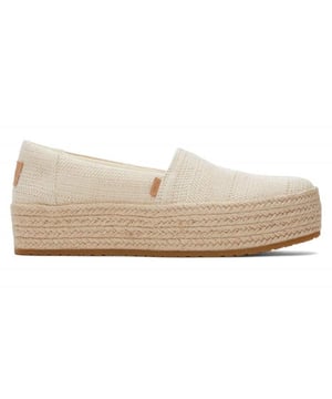 
De 10020710 Valencia gebroken-wit van Toms is een echte blikvanger. De 10020710 Valencia gebroken-wit is uitgevoerd in de kleur Natural. Bekijk ook onze overige collectie van Toms op onze webshop!