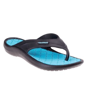 
Materiaal: EVA, Phylon. Vlakke. Ontwerp: Contrast, Logo. Teenstijl: Post. Sluiting: Slip-on.