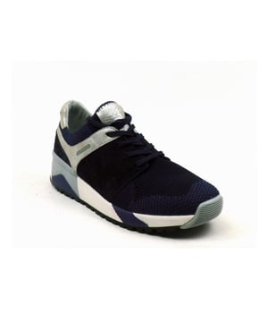 Deze topper uit de Allrounder collectie scoor je nu in onze Allrounder outlet met flinke korting. Op V&D is het altijd Allrounder uitverkoop.
Op zoek naar een schoen in de categorie Sneakers? De sirena van Allrounder is een aanwinst voor elke schoenenkast. De schoenen van Allrounder zijn gemaakt van Textiel en hebben een voering van Textiel. De sirena is uitgevoerd in de kleur Dk.Blue.