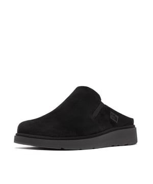
Onze nieuwe generatie gemakkelijke slip-ons - hier geïnspireerd op een historisch ontwerp (onze succesvolle Loaff-klomp) - combineren een moderne-casual stijl met onovertroffen comfort onder de voeten. Met een dikke zool en een slank suède bovenwerk met gesloten achterkant. Elastische inzetstukken zorgen voor een verstelbare pasvorm en bewegen met je voeten mee. Met zachte microvezel voeringen, welt detail en een subtiel logo in reliëf. Op een lichte, cleane versie van onze Microwobbleboard™ tussenzool. Briljante muiltjes voor binnen en buiten die zowel gezellig als hip kunnen zijn.