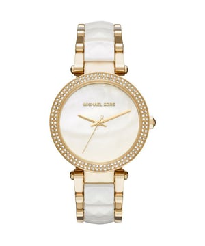 The Michael Kors MK6400 Bradshaw is a rose gold-tone chronograph watch with Roman numeral markers and a stainless steel bracelet. Quartz precision powers its multifunction sub-dials. Durable and chic, it’s suitable for both casual and formal wear. A stylish piece with classic appeal.