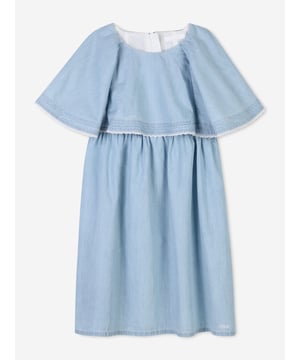 French label Chloé embody 70s nostalgia in their enchanting fabrics and Bohemian spirit. This girls bleach denim dress is engineered in beautiful organic cotton. It is adorned with a top yoke gathering, embroidery contrasted braid, and contrasted stitches. Complete with Chloé detail, she will look effortlessly cute and demure.

Green Around
100% Organic Cotton
Invisible Zip Closure