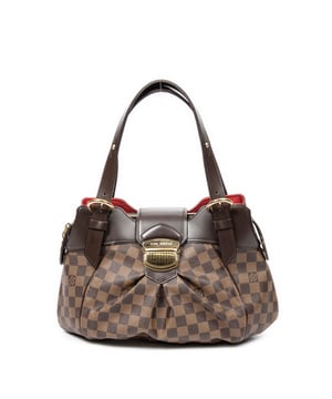 Louis Vuitton Tassen Sistina PM Schoudertas in de Bruin Gecoat canvas in de Gouden Messing  hardware. Het product is in In Perfecte Staat (AA).
  Afmetingen: 33x20x20 cm 
  Inclusief accessoires: None
  
  BrandCo Paris vindt zeldzame artikelen in de beste staat voor ongelooflijke prijzen. Het is de moeite waard om geduldig te zijn! Koop met vertrouwen: alle artikelen van BrandCo Paris worden zorgvuldig geselecteerd en geverifieerd door ons team van experts.

  Alle artikelen worden geleverd met een certificaat van echtheid en verpakt door BrandCo Paris.

  Classificatietabel voor de conditie van het artikel:

  N (als nieuw)
  AA (perfecte staat)
  A (uitstekende staat)
  AB (zeer goede staat)
  B (goede/redelijke staat)