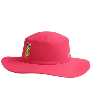 The Castore South Africa Elite Pink Rugby Bucket Hat blends bold style with practical sun protection. Lightweight and comfortable, it’s perfect for showing your support while staying cool on match days or during everyday wear.
Key Features
Material: 

Soft, breathable fabric for lasting comfort.

Design: 

Standout pink finish with official South Africa rugby detailing.

Fit: 

Classic bucket hat silhouette with a relaxed fit.

Comfort: 

Lightweight build ensures easy all-day wear.

Durability: 

Reinforced stitching for long-lasting use.

Style: 

Casual yet sporty look for versatile wear.

Official Branding: 

Features authentic Castore and South Africa rugby logos.

Versatility: 

Ideal for game days, outdoor activities, or fan collections.