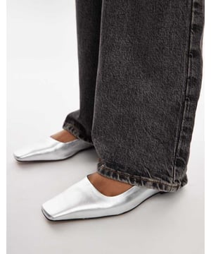 Shoes by Topshop This is Topshop Metallic finish Slip-on style Square toe Flat soleSold By: Asos