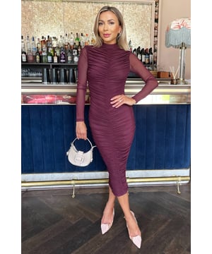 Contour your body in our Plum High Neck Long Sleeve Ruched Bodycon Mesh Midi Dress. Featuring our premium mesh fabric with body lining, long see through sleeves, a high neck, ruched body and zip up back. Pair it with strappy heels and some statement jewellery for a stunning evening look. Model wears: UK 8/ EU 36/ US 4 Model's height: 165cm/ 5'5" Approx length from centre back to hem: 120cm Fabric composition: 95% Polyester 5% Elastane Colour: PLUM