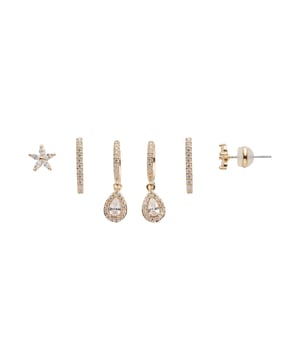 Set mit 3 Paar gelbvergoldeten Metallohrringen mit weißen Kristallen. Größe: 2,5 cm