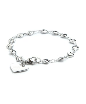 17,5 cm roestvrijstalen armband met kleine hartjes en gepersonaliseerd logolabel