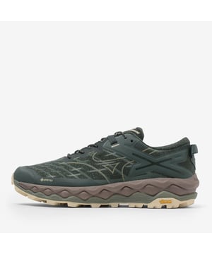 Mizuno Wave Mujin LS Gore-Tex Trainers in groen.- Waterdicht ademend bovenmateriaal van stofmembraan.- Vetersluiting.- 3M reflecterend.- Vibram zool en Gore-Tex membraan.- Ref.: D1GA250103