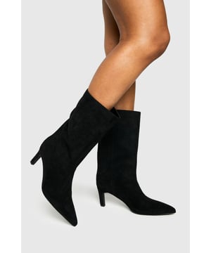 We'll make sure your shoes keep you one stylish step ahead of the crowdWhether you're keeping it simple in sliders, living the high life in heels or joining the fash pack in flatforms, you'll be heading to shoe heaven with our fashion-forward footwear collection. Boots are your day-to-night bestfriend, giving a floral dress&nbsp;that tough twist - add a biker jacket for even more attitude. Find your summer feet in jelly sandals and enjoy balmy nights in block heels.