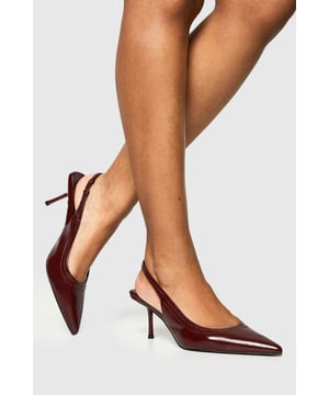 We'll make sure your shoes keep you one stylish step ahead of the crowdWhether you're keeping it simple in sliders, living the high life in heels or joining the fash pack in flatforms, you'll be heading to shoe heaven with our fashion-forward footwear collection. Boots are your day-to-night bestfriend, giving a floral dress&nbsp;that tough twist - add a biker jacket for even more attitude. Find your summer feet in jelly sandals and enjoy balmy nights in block heels.