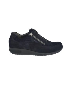 
Durea in onze webshop. Schoenen van het topmerk Durea. Dit model heeft een rits- en een vetersluiting. Doordat het voetbed uitneembaar is, kunnen ook eigen inlegzolen gedragen worden. deze sneaker van Durea uit de GO collectie is een smal mode, wijdte E. Deze collectie stimuleert een natuurlijke houding van het lichaam, je bent minder snel moe en blijft langer fit. Durea GO geeft je energie in elke stap!. De innovatieve zool zorgt voor een ideaal looppatroon. Deze schoen heeft een zacht, uitneembaar voetbed, is licht en soepel, heeft een schokabsorberende zool met "schuine landing" en een ideaal looppatroon zorgt voor een gelijke drukverdeling van de voet. Deze schoenen van Durea, artikelnummer 6260 wijdte E, bestel je gemakkelijk in onze webshop.