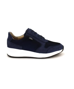 
De Mori 902557 van Finn Comfort is een echte blikvanger. De Mori 902557 is uitgevoerd in de kleur Atoll 902557. Bekijk ook onze overige collectie van Finn Comfort op onze webshop!