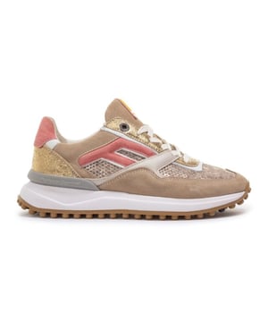 

     Artikel SFW-10128-91-01-Noppi 36.08 in kleur Gold is een prachtige bruine veterschoen, voor dames, van het merk Floris van Bommel. De zool is van rubber. De voering is leer. De voetwijdte is G. Deze veterschoen is voorzien van een uitneembaar voetbed.
    
    