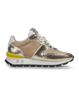 

     Artikel SFW-10115-91-01-Blokki 01.05 in kleur Gold is een prachtige bruine veterschoen, voor dames, van het merk Floris van Bommel. De zool is van rubber. De voering is leer. De voetwijdte is G. Deze veterschoen is voorzien van een uitneembaar voetbed.
    
    