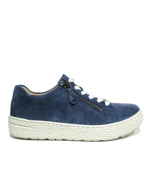 
Hartjes in onze webshop. Schoenen van het Oostenrijkse topmerk Hartjes. Dit model heeft een rits- en een vetersluiting. Doordat het voetbed uitneembaar is, kunnen ook eigen inlegzolen gedragen worden. Deze bredere, wijdte H, schoenen van Hartjes, artikelnummer 162.1401, bestel je gemakkelijk in onze webshop.