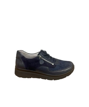 
De 7033 334-009 van Stuppy is een echte blikvanger. De 7033 334-009 is uitgevoerd in de kleur Donker blauw 334 009. Bekijk ook onze overige collectie van Stuppy op onze webshop!
