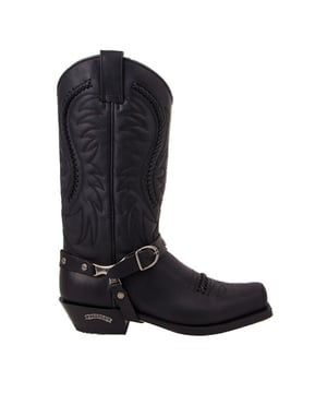 
Deze gave  uit de nieuwste collectie van Sendra maken je gegarandeerd blij. Precies zoals je van Sendra gewend bent. Nu beschikbaar bij V&D.
Sendra Boots 3434 Sam Zwart Biker Western Boots Vierkante Neus Beetje Schuine Hak Sier vlechtwerk op wreef en schacht<br><br>Vlechtwerk op de neus en op de schacht. Natuurlijk een hele mooie handgemaakte Sendra laars. Afneembaar spoor en een ingezette neus. Leren zool en leer afgewerkt aan de binnen kant. Een laars die na de periode van inlopen niet anders wil dan kilometers maken. Onderhouden met kleurloze schoencreme voor een blijvende vintage look of met zwarte schoencreme om de laarzen weer egaal zwart te poetsen.<br>
<br>
<strong>Hoe weet je welke maat laarzen je moet kiezen?</strong><br>
Meet je voetlengte op in centimeters, zoals op de afbeelding in de foto's. Voor maatadvies: <strong>kijk op de maattabel in de foto's</strong><br>
<br>
<strong>Kleur en Materiaal:</strong><br>
Het kenmerk van handwerk is dat er altijd kleine verschillen zijn. Er zijn geen twee laarzen of riemen precies hetzelfde.<br>
We verkopen leer en dat heeft de charme van kleine variaties, daaraan herken je de echtheid van leer.<br>
De laarzen en riemen worden door Sendra Boots vaak behandeld met een dun laagje olie. Daardoor kan het leer van je nieuwe laars of riem donkerder zijn. Dit verdwijnt in het dragen. Wil je direct de uiteindelijke kleur te zien, kan je het leer een beetje buigen. Als je de laarzen of riemen poetst worden ze weer wat donkerder.<br>
Exacte kleurweergave is mede afhankelijk van jouw persoonlijke scherminstellingen. <br>
<br>
<strong>Afmetingen:</strong><br>
Hakhoogte ca: 2 cm <br>
Schachthoogte ca: 30 cm<br>
Schachtwijdte ca: 33 cm  Maten 35 t/m 38<br>
Schachtwijdte ca: 36 cm  Maten 39 t/m 48
<p> </p>

<p><strong>Wat iedereen weet die Sendra laarzen draagt:</strong></p>

<p>Sendra laarzen zijn wat stug in het begin en daarom moet je ze eerst voldoende inlopen.<br>
Als ze eenmaal wat soepel zijn, worden ze comfortabel in het dragen en zal je nog lang plezier hebben van jou Sendra laarzen.</p>

<p><strong>Waarom zijn Sendra laarzen zo goed?</strong></p>

<p>Elk paar Sendra-laarzen maakt een productieproces door van meer dan 250 stappen, uitgevoerd door de meester schoenmakers. Ze snijden, vormen en borduren of perforeren het leer met het vereiste motief. De cowboy-geïnspireerde elementen die zo kenmerkend zijn voor het merk vindt je overal weer terug.<br>
Zoals in al zijn collecties gebruikt Sendra alleen het beste leer op de markt. Sendra laarzen (en riemen) worden bijna helemaal met de hand gemaakt. Dit zorgt ervoor dat elk paar laarzen zijn eigen uitstraling en identiteit krijgt. Een paar Sendra boots is een waar kunstwerk.<br>
<br>
Sendra laarzen zijn Goodyear welted: Bij deze constructie is er sprake van een rand (‘welt’) die door een Goodyear Stitch en een Lock Stitched Seam vastzit aan de binnen- en buitenzool en het boven materiaal. Bovendien zit er tussen de binnenzool en de zool een laag kurk die isolerend werkt en zich gaat vormen naar de voet van de drager wat het draagcomfort vergroot.</p>
