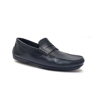 
Op zoek naar een schoen in de categorie Instappers? De Dark Blue van Ambiorix is een aanwinst voor elke schoenenkast. De schoenen van Ambiorix zijn gemaakt van Leer en hebben een voering van Leer. De Dark Blue is uitgevoerd in de kleur donkerblauw.