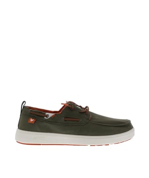 
<h2>Pepitas Heren Bootschoen Maui</h2> <p> </p> <div> De<b> Pepitas Maui Heren Bootschoen</b> in Kaki is een frisse benadering van de klassieke bootschoen. Deze olijfgroene <b>canvas</b> schoen is voorzien van stijlvolle bruine veterdetails en ademt casual comfort uit. Gemaakt van<b> lichtgewicht canvas en gevoerd met zacht textiel, </b>biedt deze schoen een ademend en prettig draaggevoel. De flexibele<b> rubberen zool </b>zorgt voor voldoende grip, terwijl de<b> ronde leest </b>en de<b> vetersluiting</b> een comfortabele pasvorm garanderen.  </div> <div> <br> </div> <div> Wil jij de<b> Pepitas </b>instappers snel in huis hebben? Bestel dan nu of kom langs in één van onze winkels. </div> <br> <p> </p> <p> </p> <h3>Eigenschappen</h3> <ul> <li>Buitenkant: Canvas</li> <li>Voering: Textiel</li> <li>Zool: Rubber</li> <li>Ronde leest</li> </ul> <p> </p>