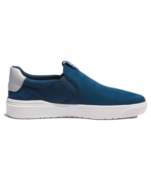 
De Seneca Bay Slip on tb0a293w288 van Timberland is een echte blikvanger. De Seneca Bay Slip on tb0a293w288 is uitgevoerd in de kleur Dark Blue. Bekijk ook onze overige collectie van Timberland op onze webshop!