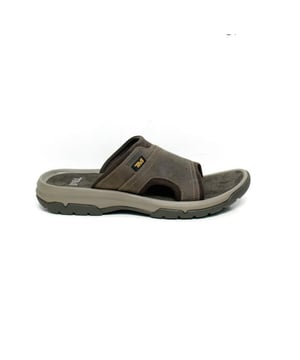 
Teva Langdon Slide heren slippers

Met deze comfortabele leren badslippers van Teva kom jij de zomerse dagen wel door. De slippers hebben een stevig voetbed gemaakt van leer en anatomisch gevormd voor een perfecte pasvorm en hoog draagcomfort.