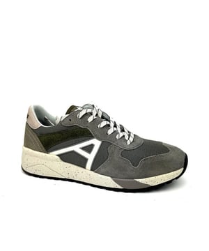 
Artikel SPEED 2 3KP  in de kleur taiga shop je gemakkelijk en snel op onze webshop. Bekijk de gehele collectie van Allrounder online