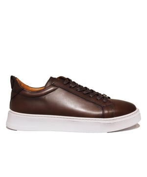 
De Benalla 242213843 van Berkelmans is een echte blikvanger. De Benalla 242213843 is uitgevoerd in de kleur Dark Brown. Bekijk ook onze overige collectie van Berkelmans op onze webshop!