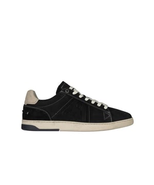
De gemini nub m 7313 van Gaastra is een echte blikvanger. De gemini nub m 7313 is uitgevoerd in de kleur Navy/Offwhite 7313. Bekijk ook onze overige collectie van Gaastra op onze webshop!