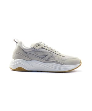 
De Glide S43 848 van HUB is een echte blikvanger. De Glide S43 848 is uitgevoerd in de kleur lt bone offwhite gum. Bekijk ook onze overige collectie van HUB op onze webshop!