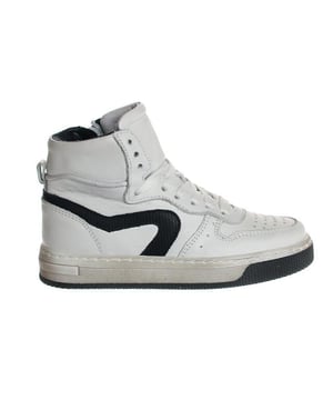 
De H1301 30coic0000-white-combi van HIP Shoe Style is een echte blikvanger. De H1301 30coic0000-white-combi is uitgevoerd in de kleur Wit combi. Bekijk ook onze overige collectie van HIP Shoe Style onze webshop!