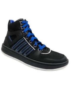 Wat een heerlijk item uit de nieuwe collectie van Trackstyle is dit! Ben er op tijd bij want voor deze hardloper geld op=op!.
De 322881_Chiel Chantie wijdte 5 _589_wijdte-5 van Track Style is een echte blikvanger. De 322881_Chiel Chantie wijdte 5 _589_wijdte-5 is uitgevoerd in de kleur Zwart/COMBI. Bekijk ook onze overige collectie van Track Style op onze webshop!