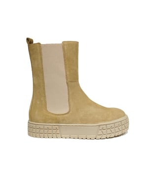 Dit prachtige artikel van HIP koop je nu voor een zeer lage uitverkoopprijs in onze HIP outlet.
De H1368 22co van HIP Shoe Style is een echte blikvanger. De H1368 22co is uitgevoerd in de kleur Beige. Bekijk ook onze overige collectie van HIP Shoe Style onze webshop!