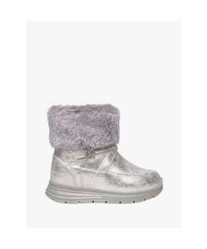 
Babyschoenen baby laarzen van het merk Mayoral. Dit is een hippe faux fur in combinatie met zilver. Deze kinderschoenen is vergelijkbaar vanaf maat 19 t/m maat 25