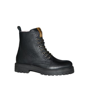 Piedro jeugdschoenen zijn een van de beste schoenen in Nederland. Geheel van leer, leer gevoerd, een goede steun en een stevige hielomsluiting. model LF2022 is te bestellen in wijdte maat 4, geschikt voor een normale voet.