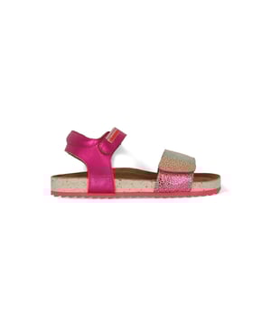 Een van de hardlopers uit de nieuwe collectie van Vingino uit onze Meisjesschoenen sale categorie. Deze kun je niet laten lopen!
Vingino Sandalen Tavi VG47-5020-05 Roze. Voor 23.59uur besteld, morgen geleverd.