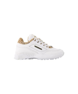 Dit item uit onze Meisjesschoenen sale outlet scoor je nu extra voordelig op V&D waar het altijd Vingino sale is. 
Vingino Fenna VG47-1015-03 Wit. Voor 23.59uur besteld, morgen geleverd.