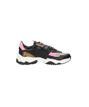 Dit item van Vingino vind je nu in de uitverkoop in onze Vingino outlet!
Vingino Vincia VG44-1002-03 Zwart. Voor 23.59uur besteld, morgen geleverd.