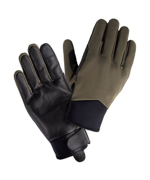 
Buitenmaterialen: 50% Leer, 35% Polyester, 10% Nylon, 5% Elastaan. Voering: 100% polyester. Voering: Fleece. Stof: Softshell. Manchet: Haak en Lijn Riem. Ontwerp: Logo.