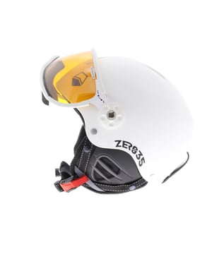 Dit prachtige artikel van HMR Helmets koop je nu voor een zeer lage uitverkoopprijs in onze HMR Helmets outlet.
De HMR Zer035 Helm Black is een veilige en comfortabele skihelm van HMR inclusief vizier, geschikt voor volwassenen. De zwarte helm is voorzien van een harde schaal met ventilatieopeningen en een zachte, ademende en anti-allergische binnenvoering. De oorpads zijn flexibel voor een comfortabele pasvorm en de kinsluiting is verstelbaar. Het vizier kleurt mee met de weersomstandigheden voor een optimaal zicht op alle momenten.